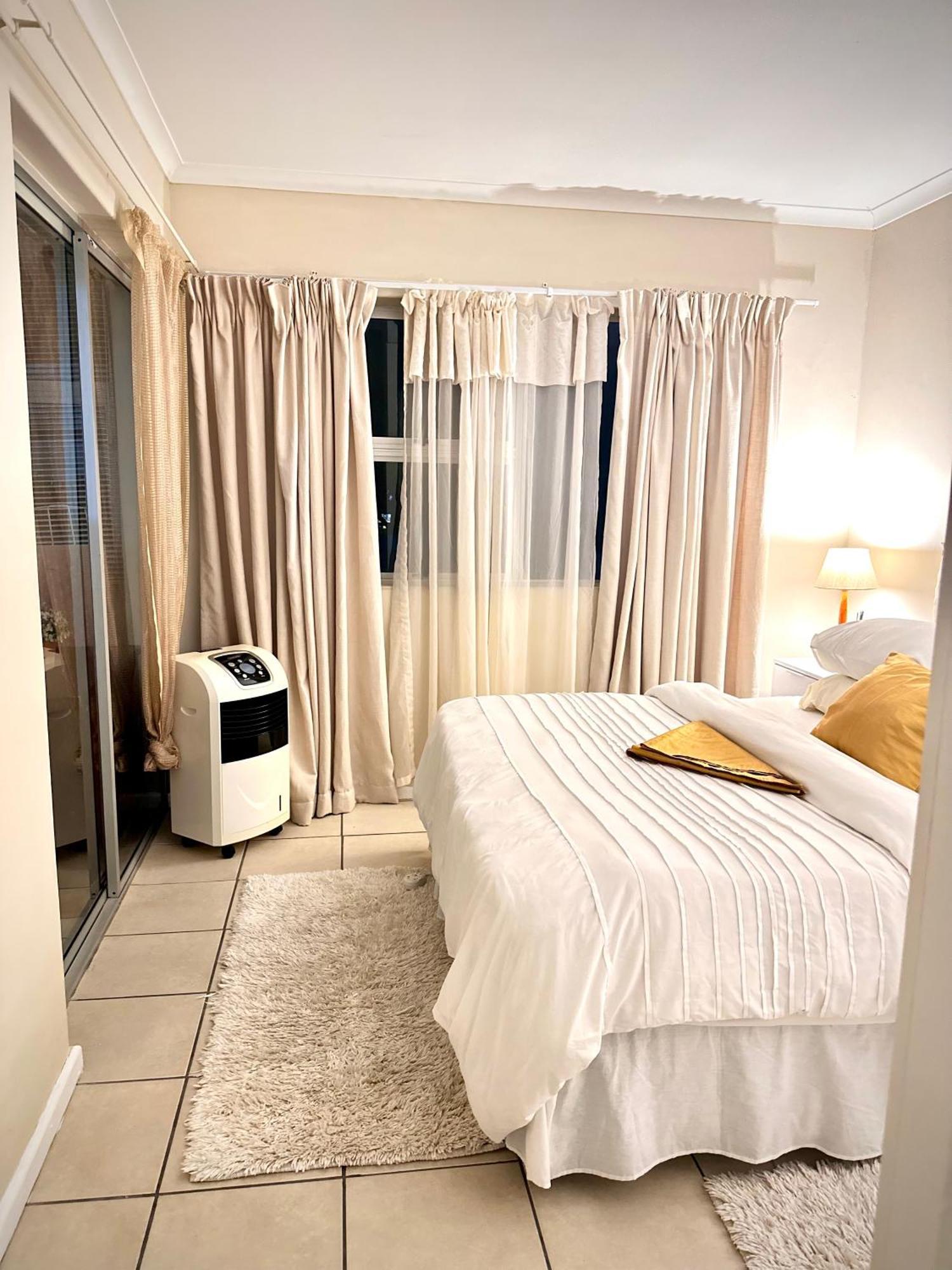 Caline Vip Apartments, Beach Close Bloubergstrand Exteriér fotografie